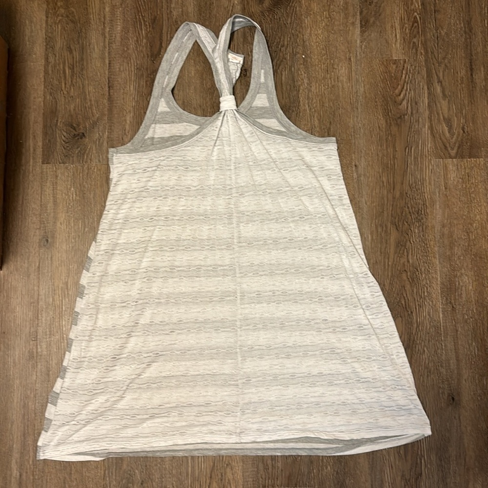 women’s gray and white stripe tank - Picture 3 of 7